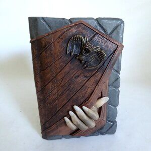 NEW VAMPIRE JOURNAL DRACULA 3D BLANK HARD COVER JOURNAL HALLOWEEN PROP